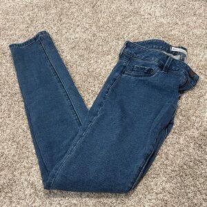 ⭐️ 2/$10 - Bullhead Blue Skinny Jeans